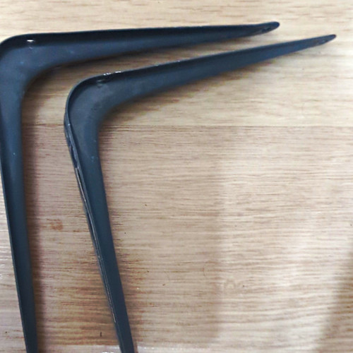 Black metal shaped corner - metal, l-shaped